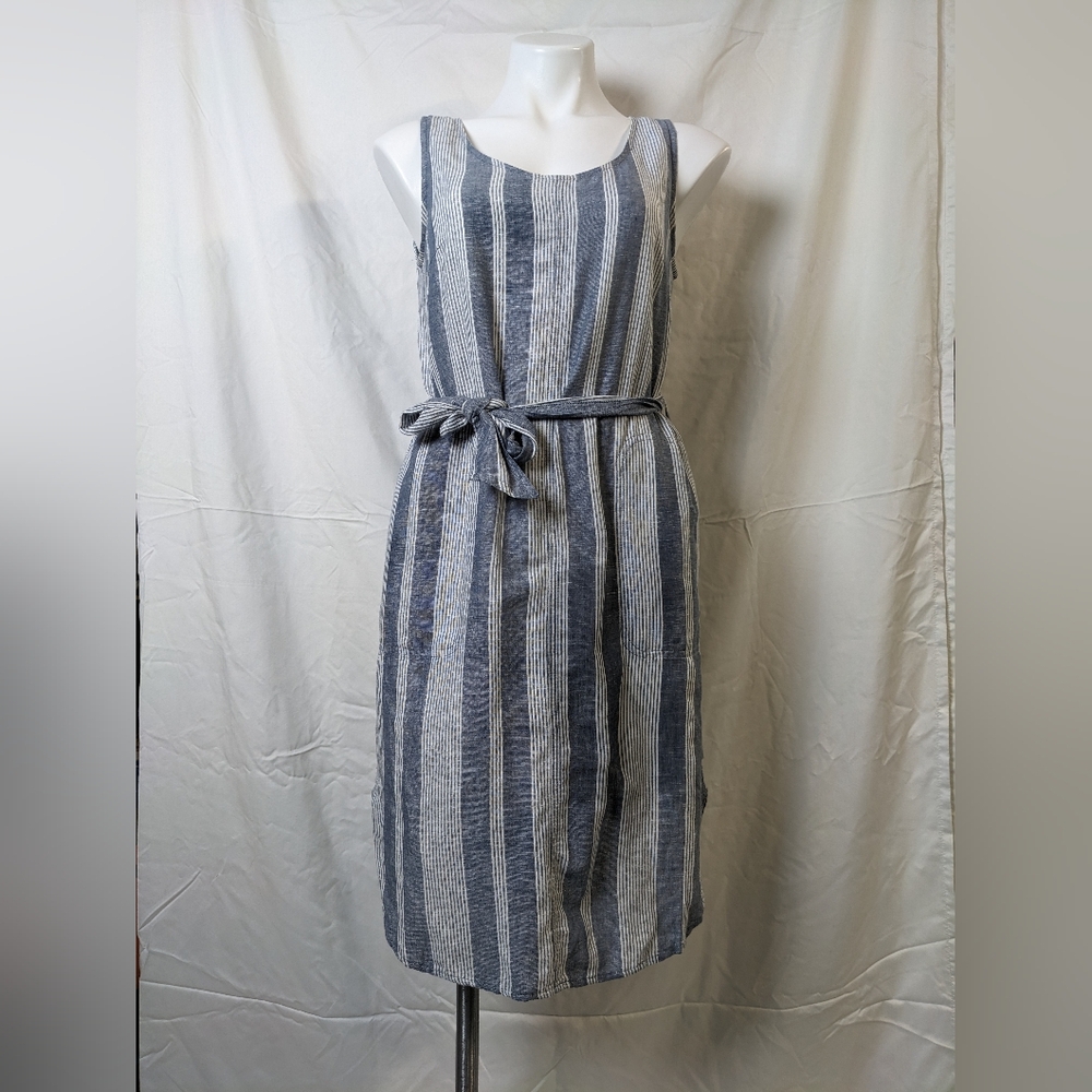 Linen dress